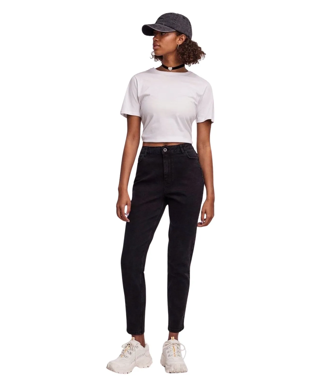 Pieces Jeans Kesia mit Mom Fit in Knöchellänge