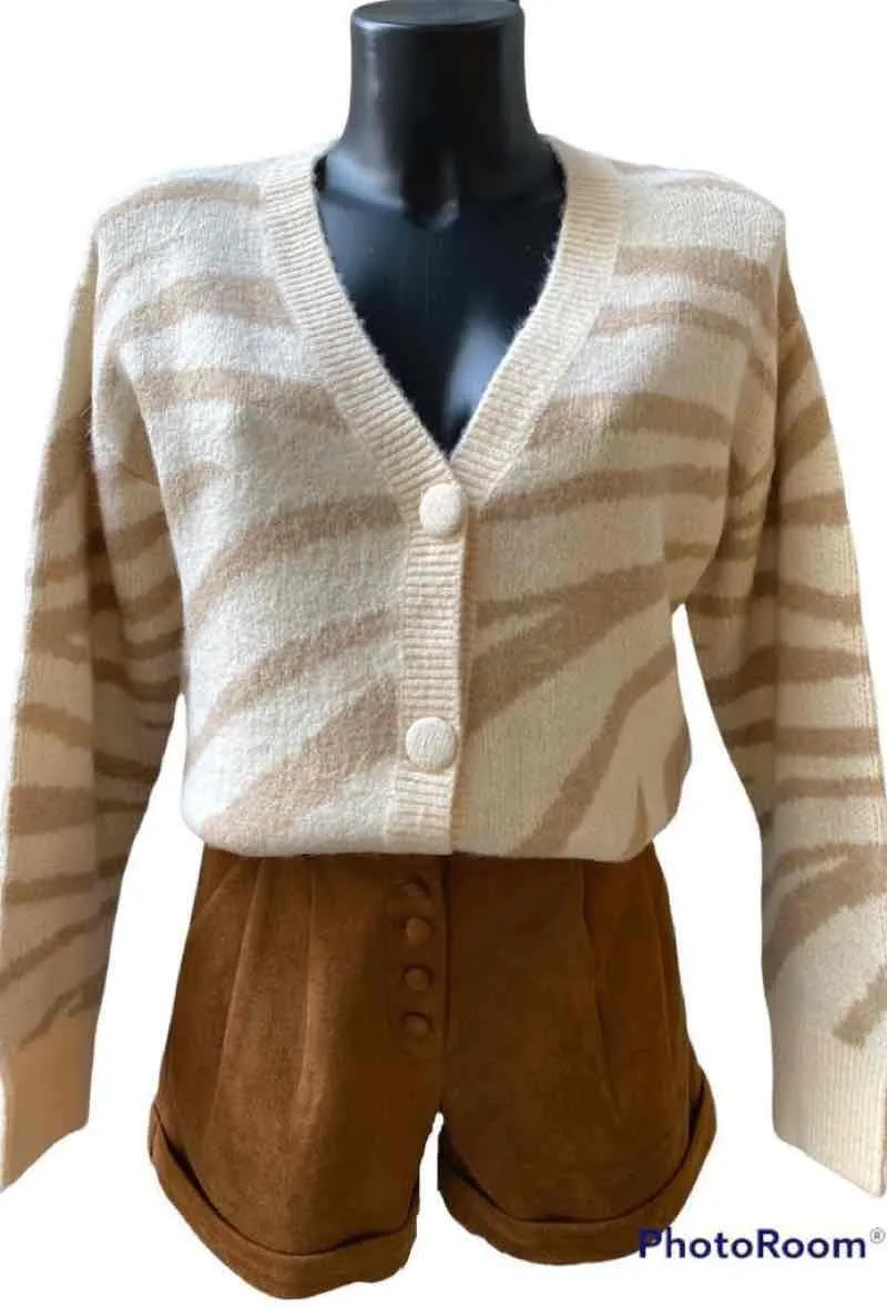 Short cardigan in zebra pattern jacquard