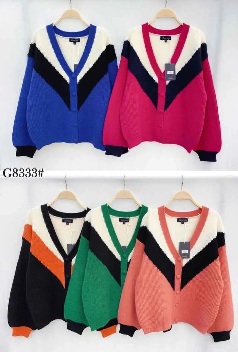 Short graphic and symmetrical tricolor cardigan