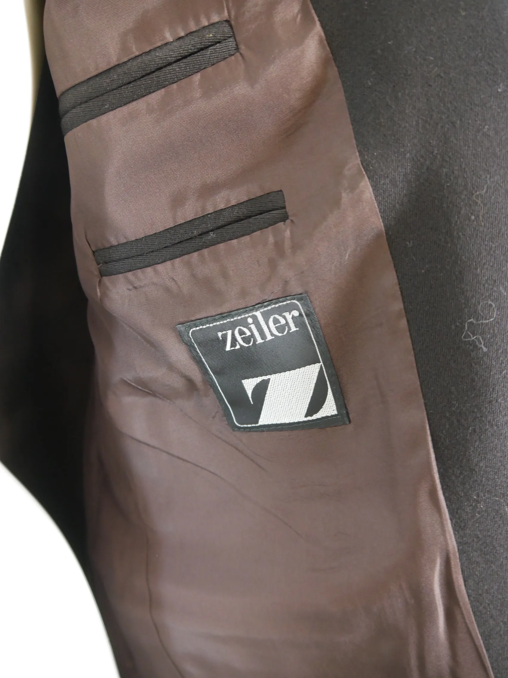 Zeiler neuwertig braun Schurwolle mit Stickerei tolle Trachtenjacke Jacke Gr.48